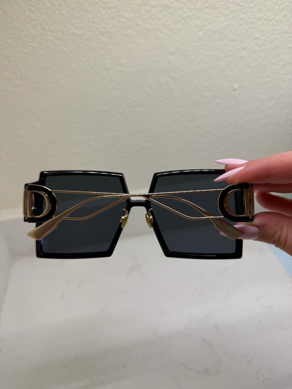 DIOR 30Montaigne SU Black Excellent Condition - Picture 3 of 9